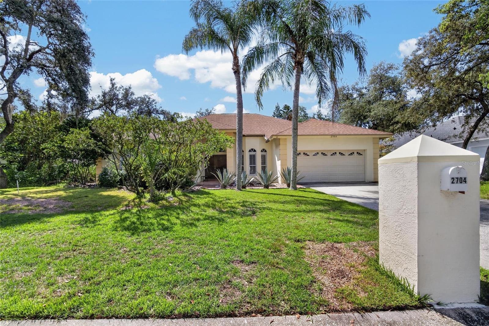 2704 Aston, Plant City, FL 33566