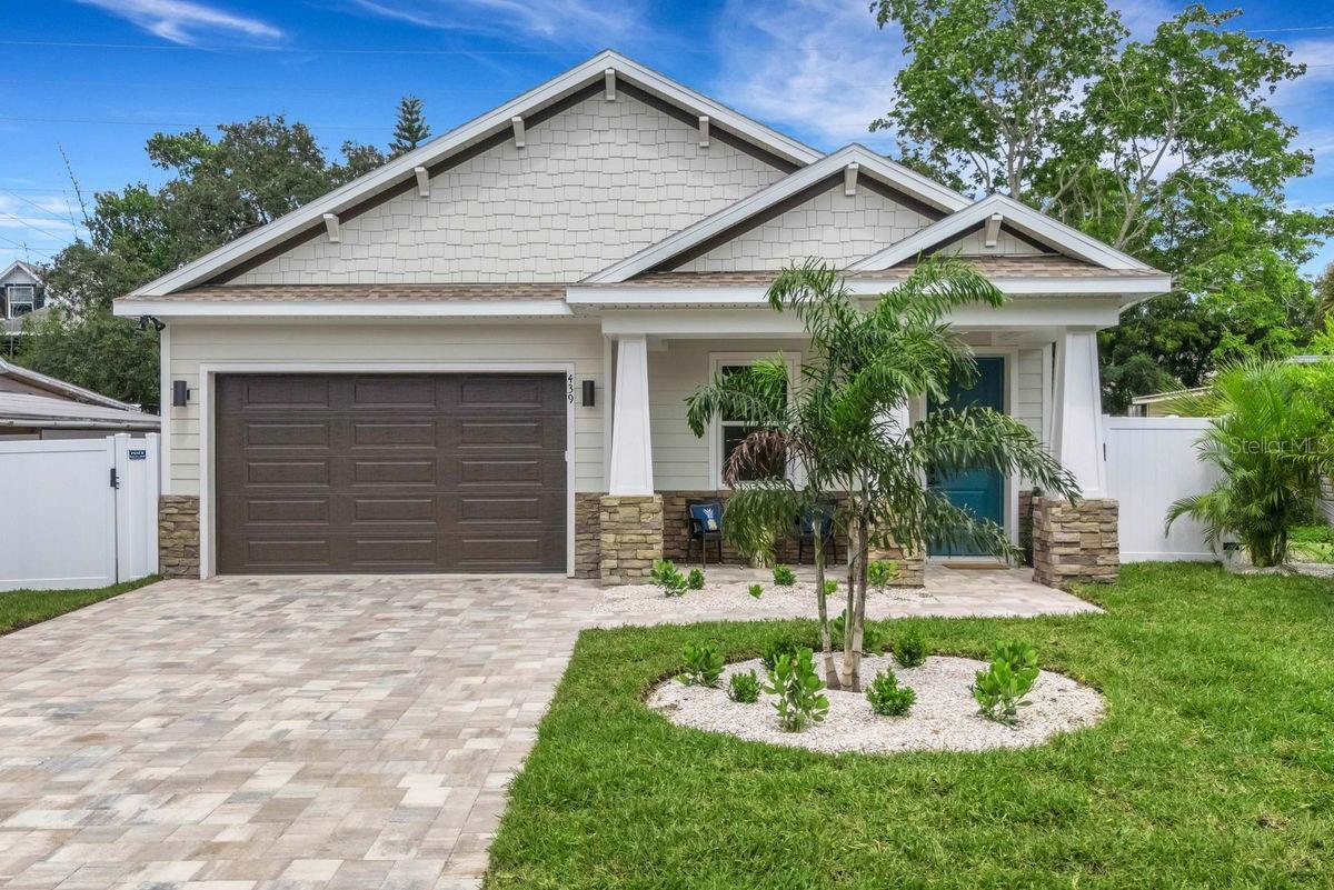 439 Louden, Dunedin, FL 34698
