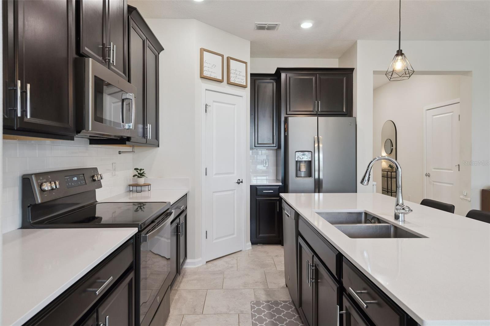 897 Carmillion, Groveland, FL 34736