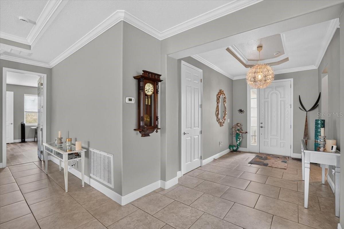 17009 1st, Bradenton, FL 34212