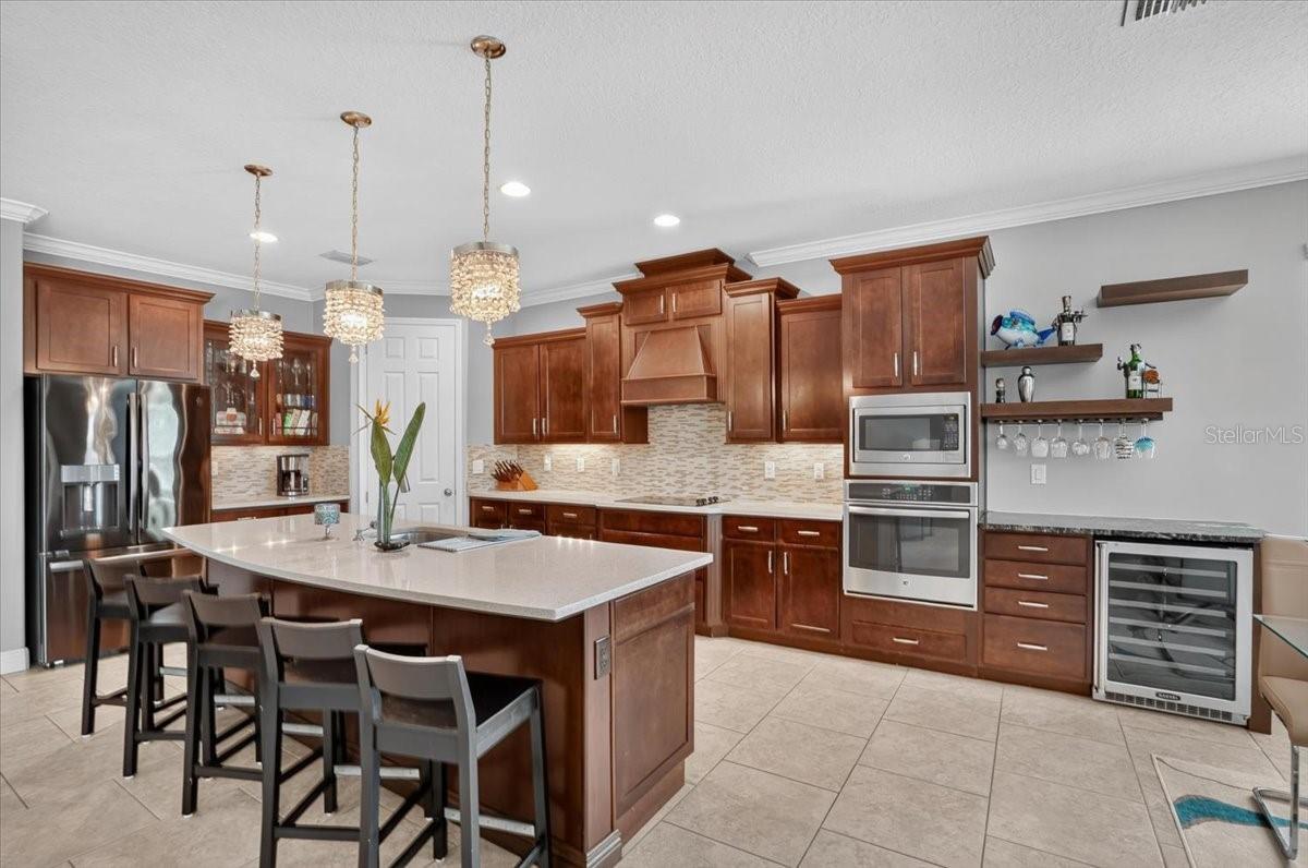 17009 1st, Bradenton, FL 34212