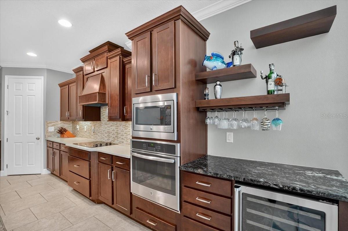 17009 1st, Bradenton, FL 34212
