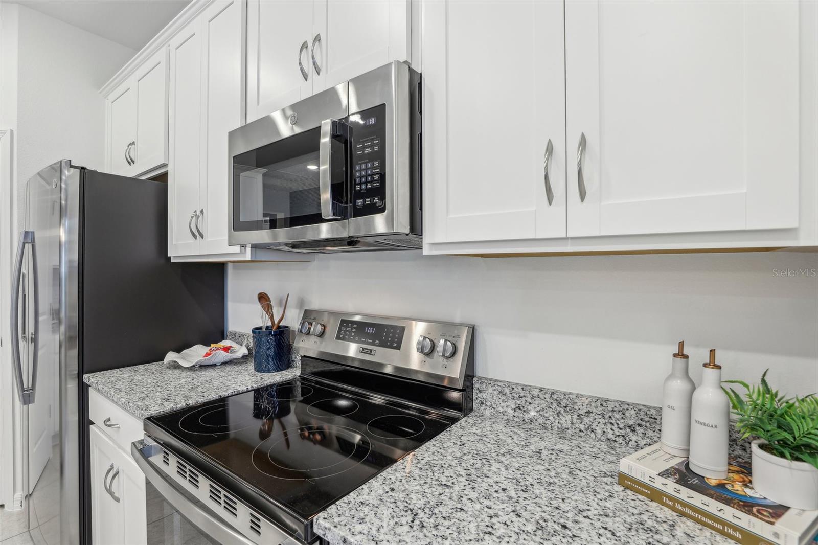 23599 Grindstone, Sorrento, FL 32776