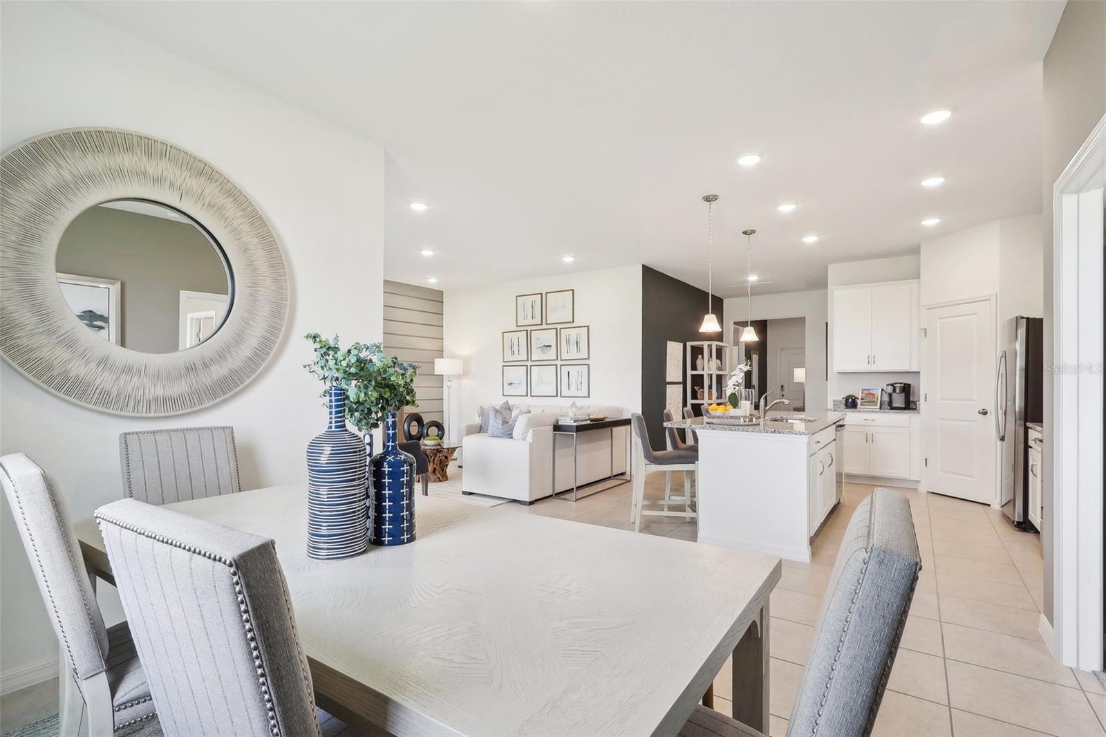 23599 Grindstone, Sorrento, FL 32776