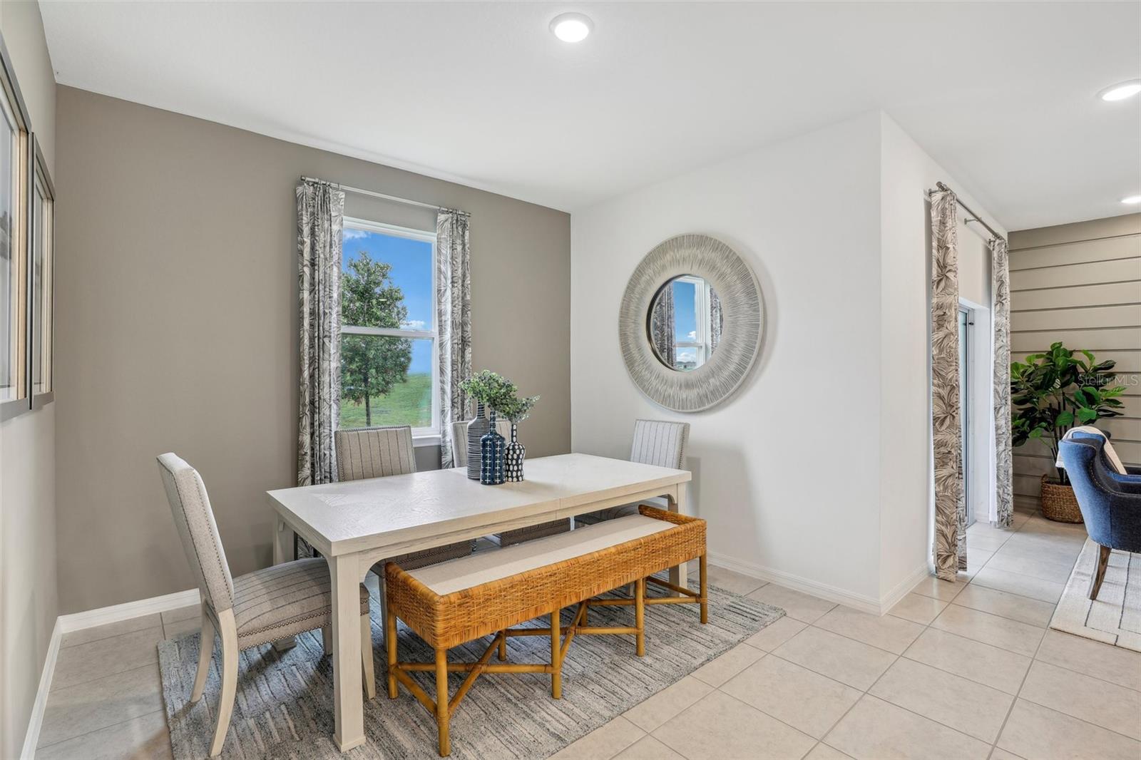 23599 Grindstone, Sorrento, FL 32776