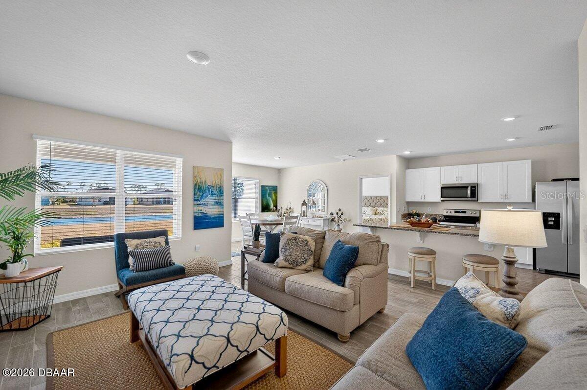 1346 Middle Lake, Ormond Beach, FL 32174