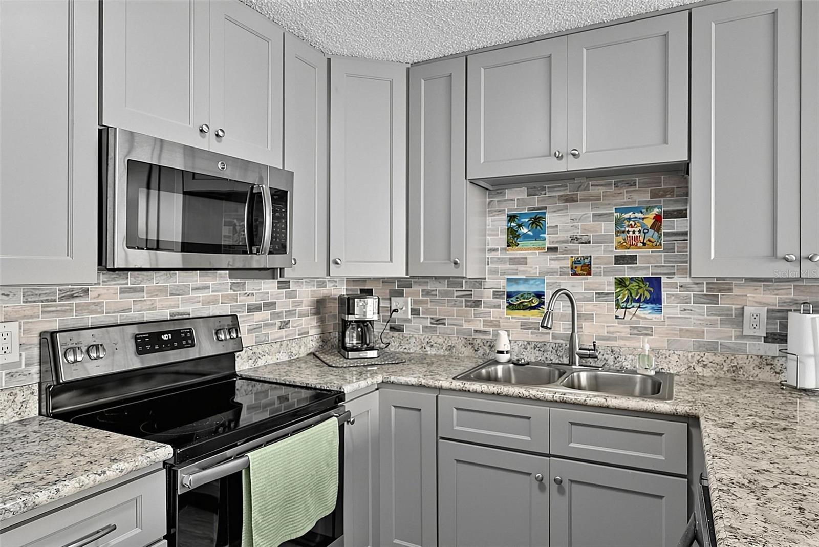 1433 Atlantic Unit 329, Daytona Beach, FL 32118