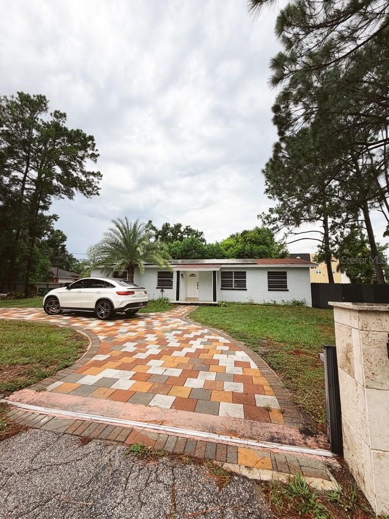 6504 Packwood, Tampa, FL 33604