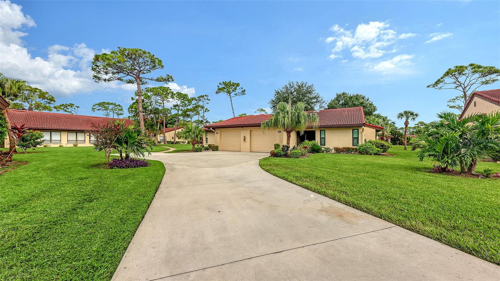 3715 Pinecone Unit 169, Sarasota, FL 34238