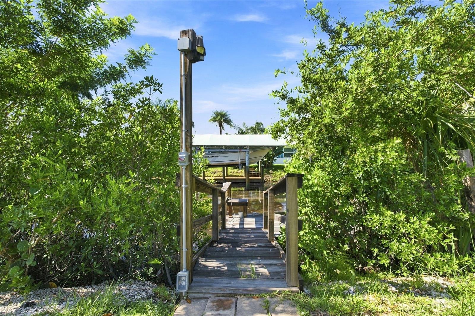 1005 Alston, Englewood, FL 34223