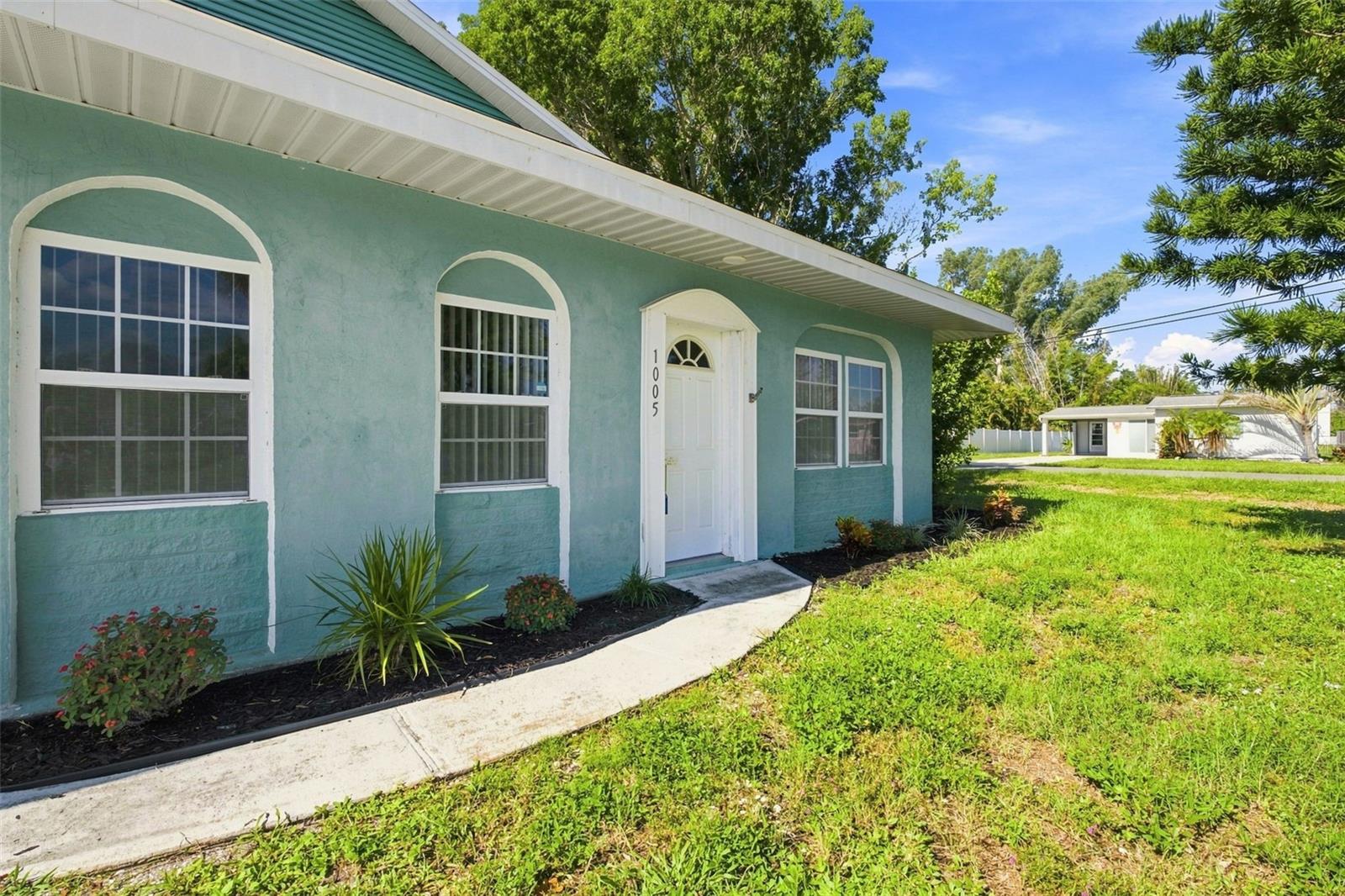1005 Alston, Englewood, FL 34223