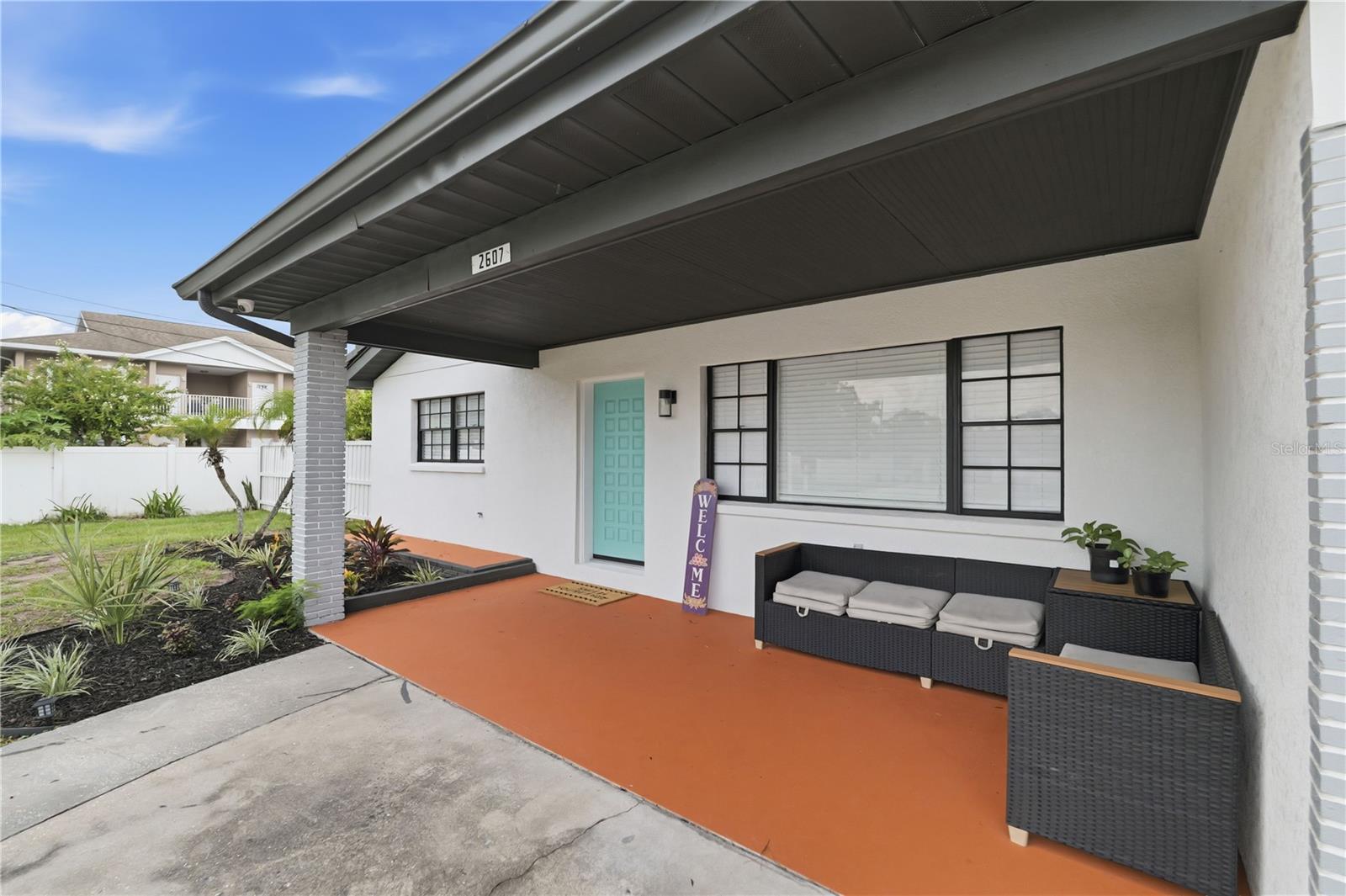 2607 Crest, Tampa, FL 33614