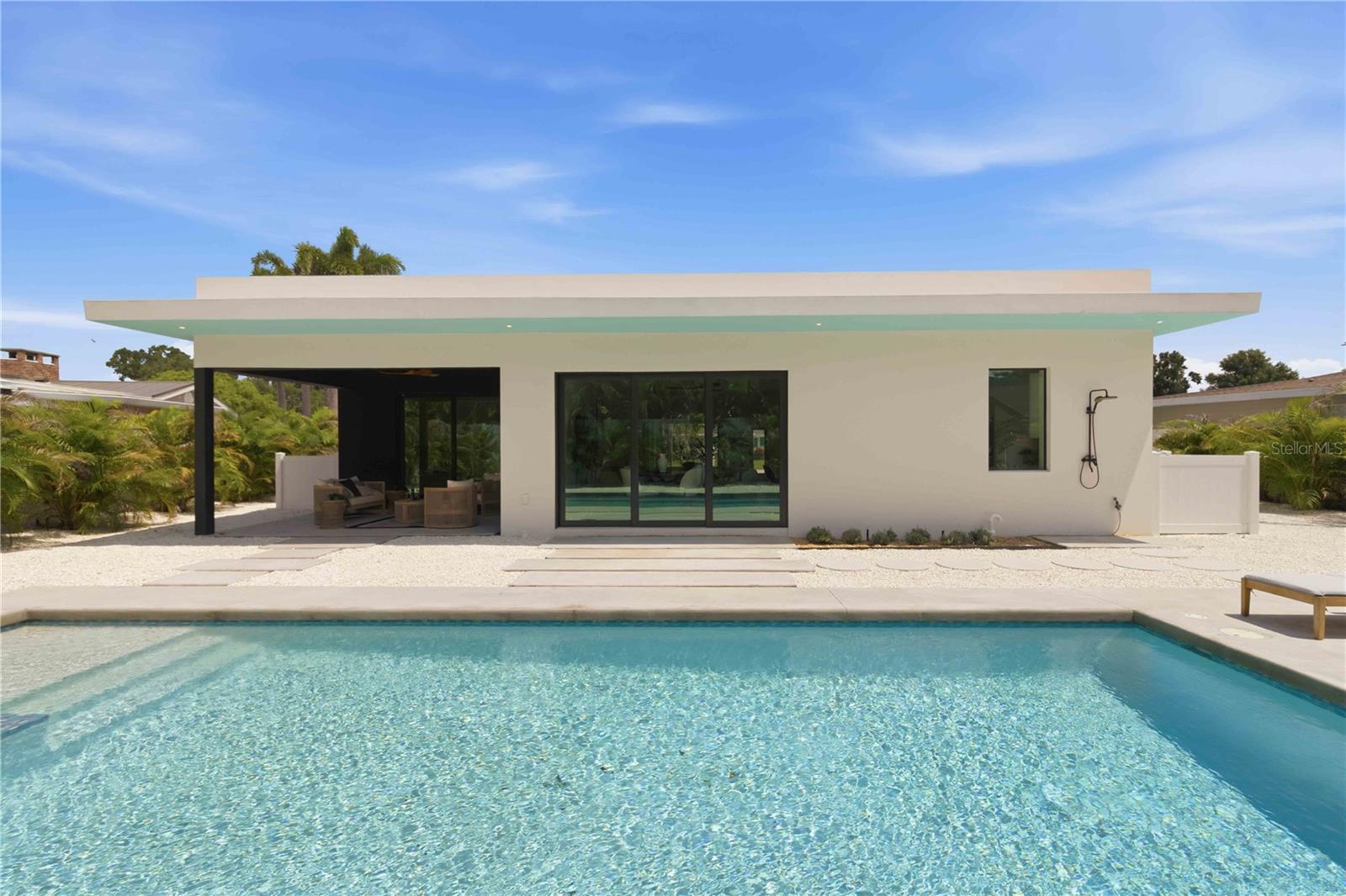 2306 Valencia, Sarasota, FL 34239
