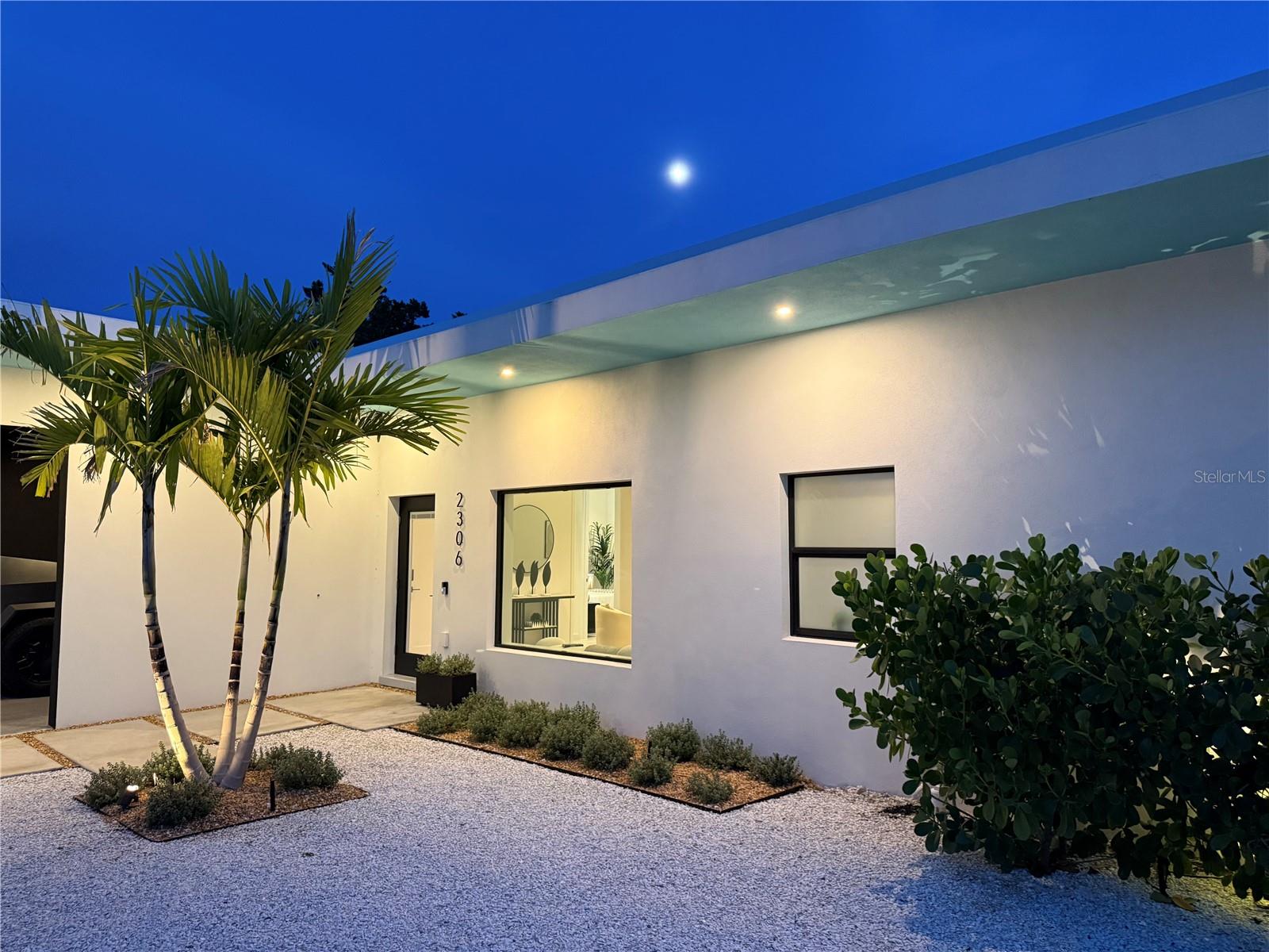 2306 Valencia, Sarasota, FL 34239