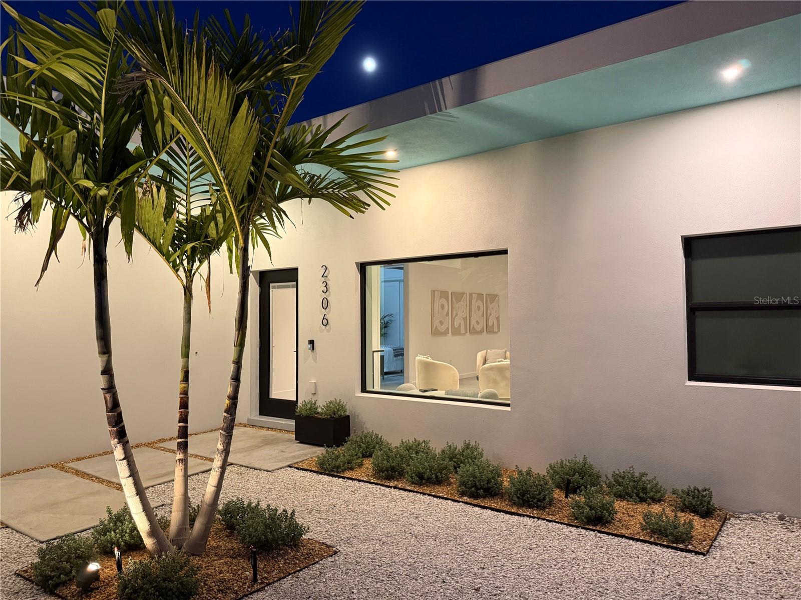 2306 Valencia, Sarasota, FL 34239