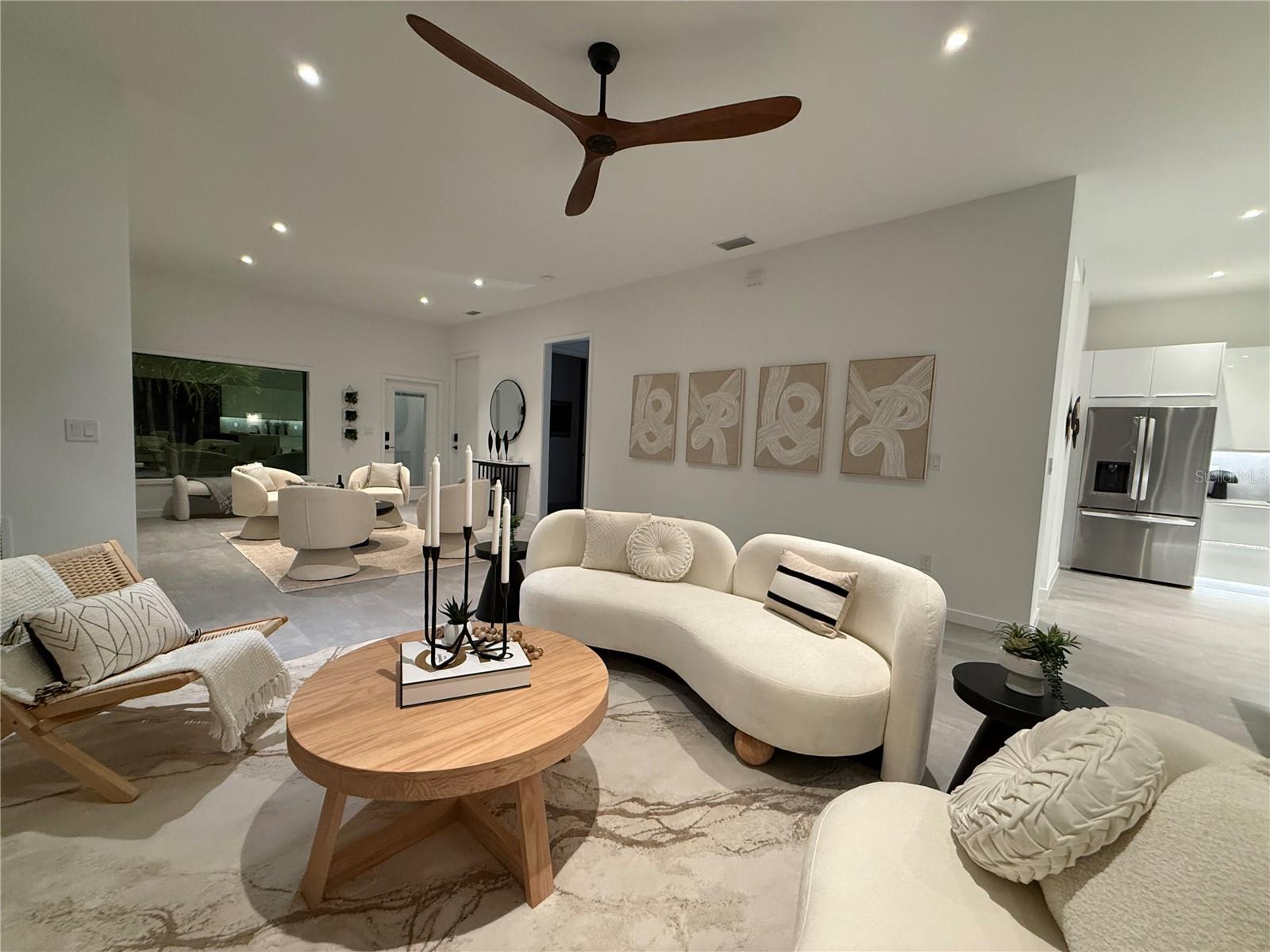 2306 Valencia, Sarasota, FL 34239