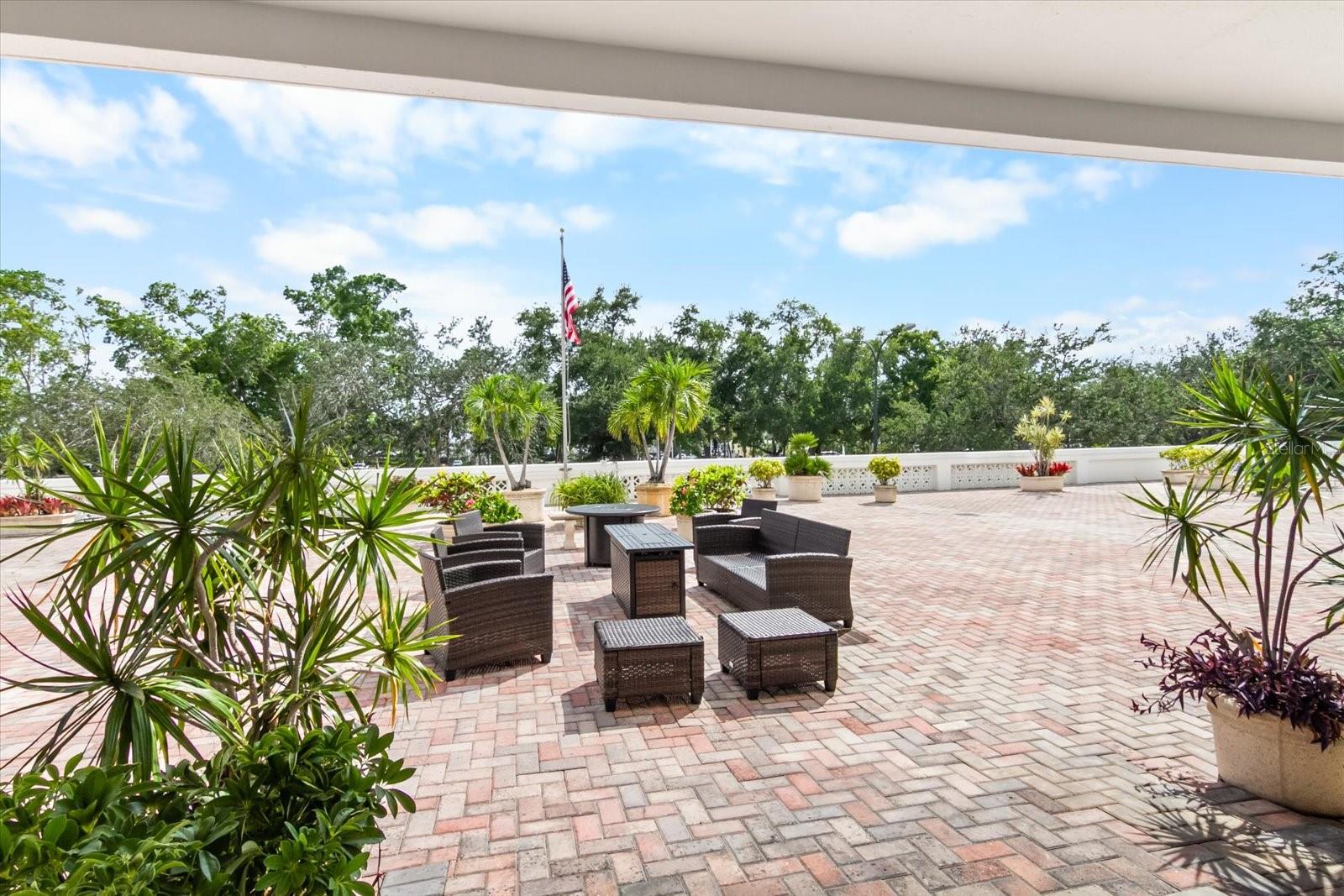 33 Gulfstream Unit 305, Sarasota, FL 34236