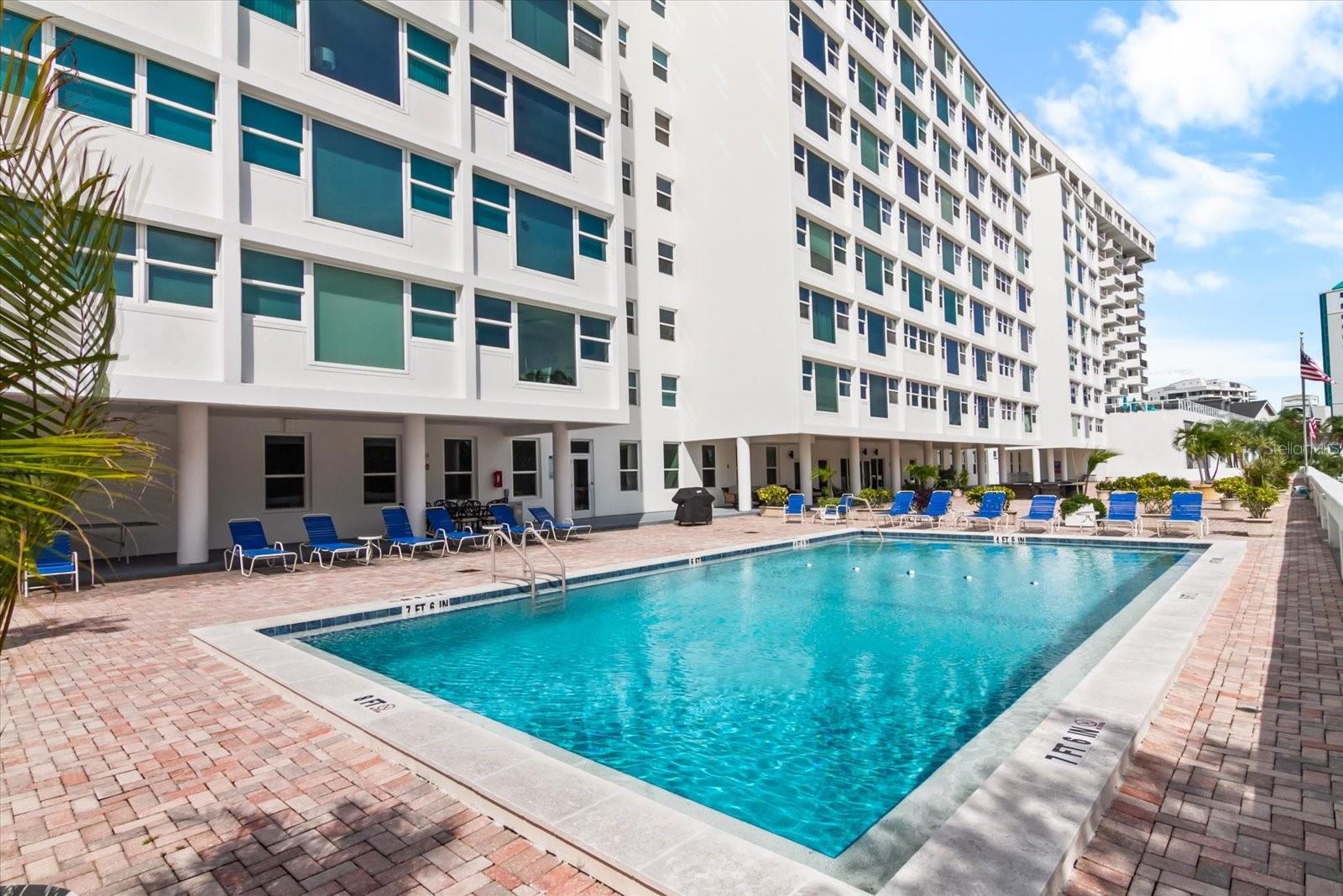 33 Gulfstream Unit 305, Sarasota, FL 34236