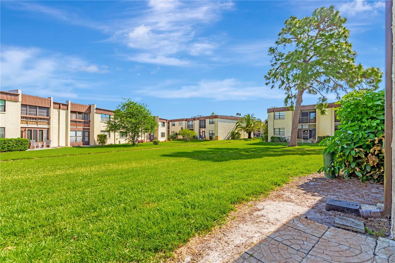 2400 Winding Creek Unit 24-102, Clearwater, FL 33761