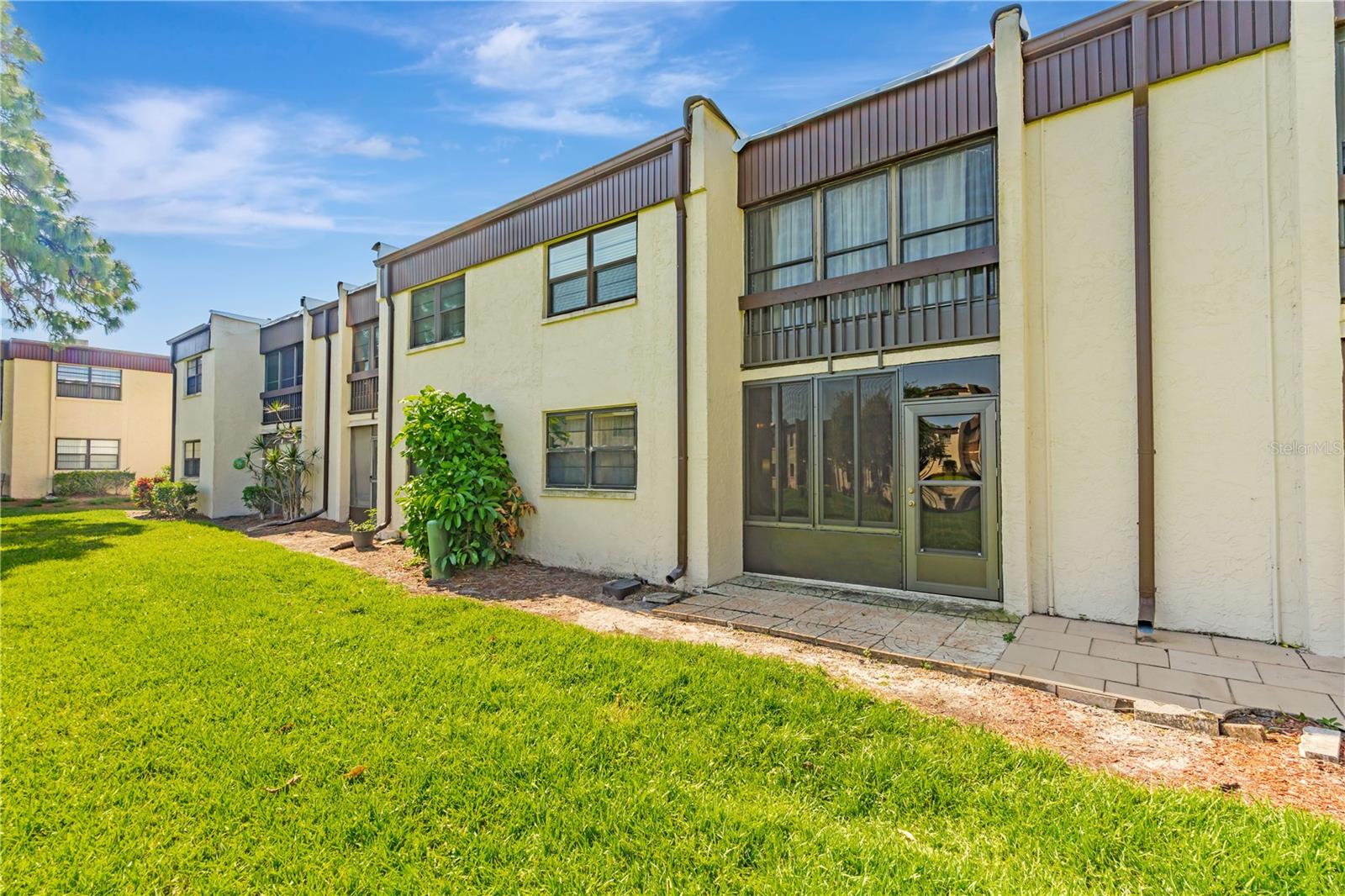 2400 Winding Creek Unit 24-102, Clearwater, FL 33761