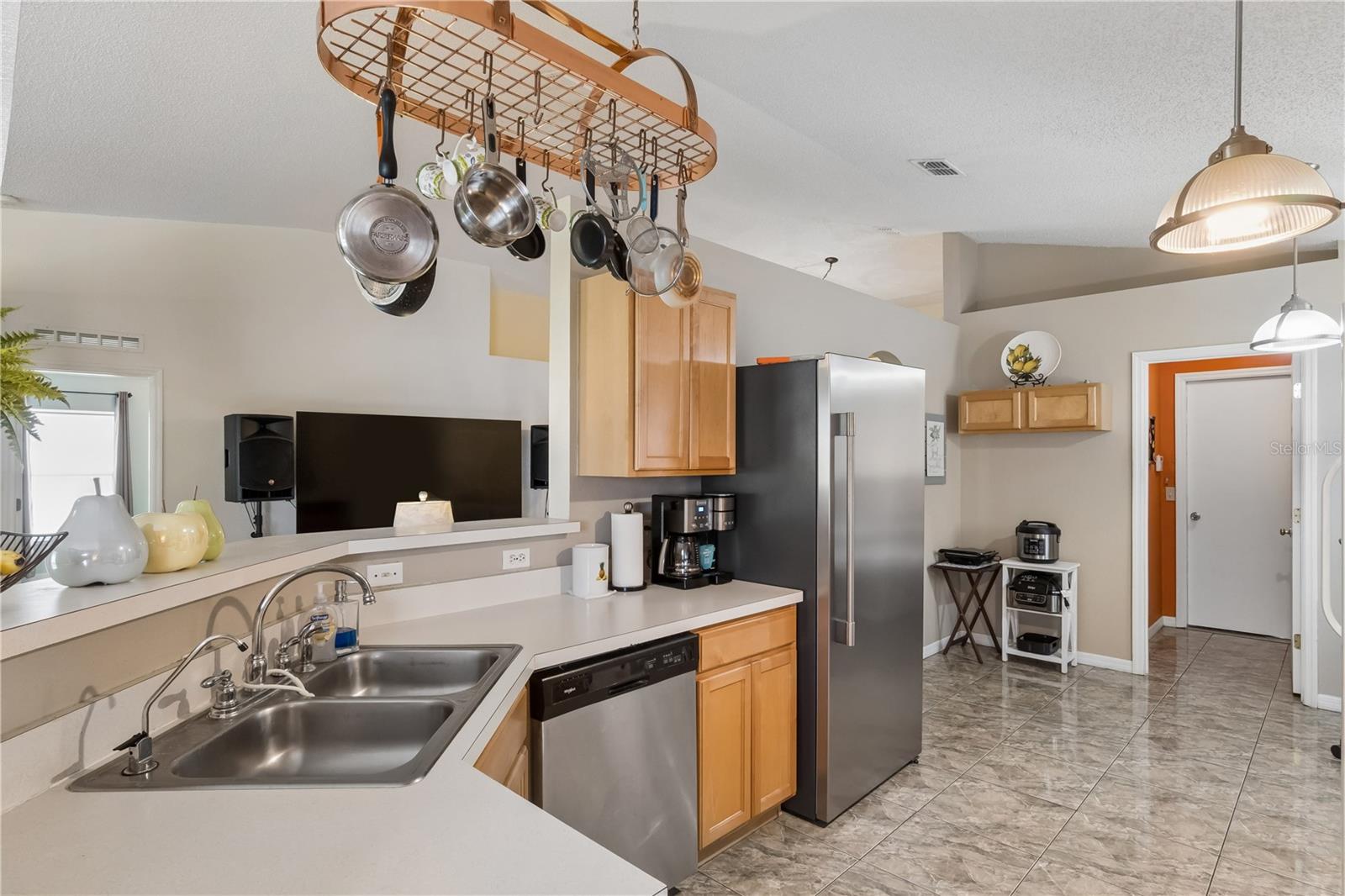 10354 Laxton, Orlando, FL 32824