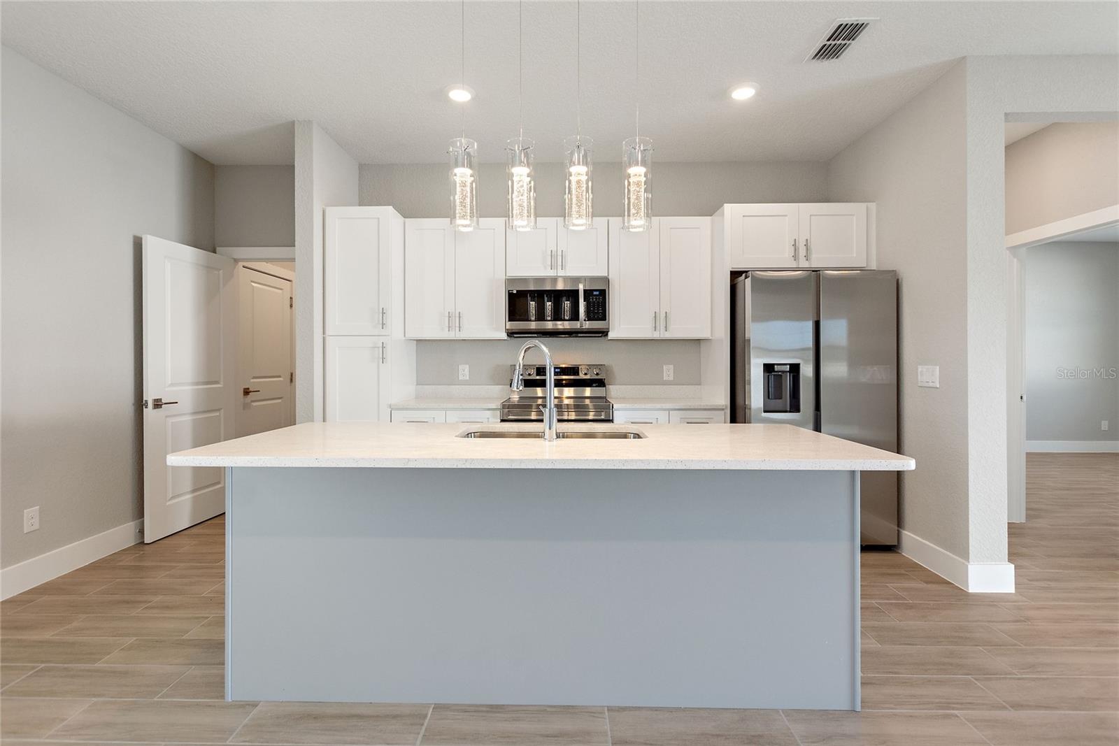 802 James, Poinciana, FL 34759