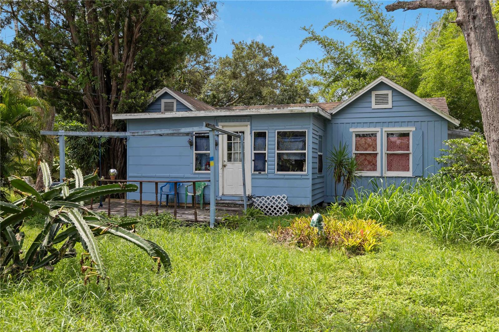 2126 Olentary, Sarasota, FL 34231