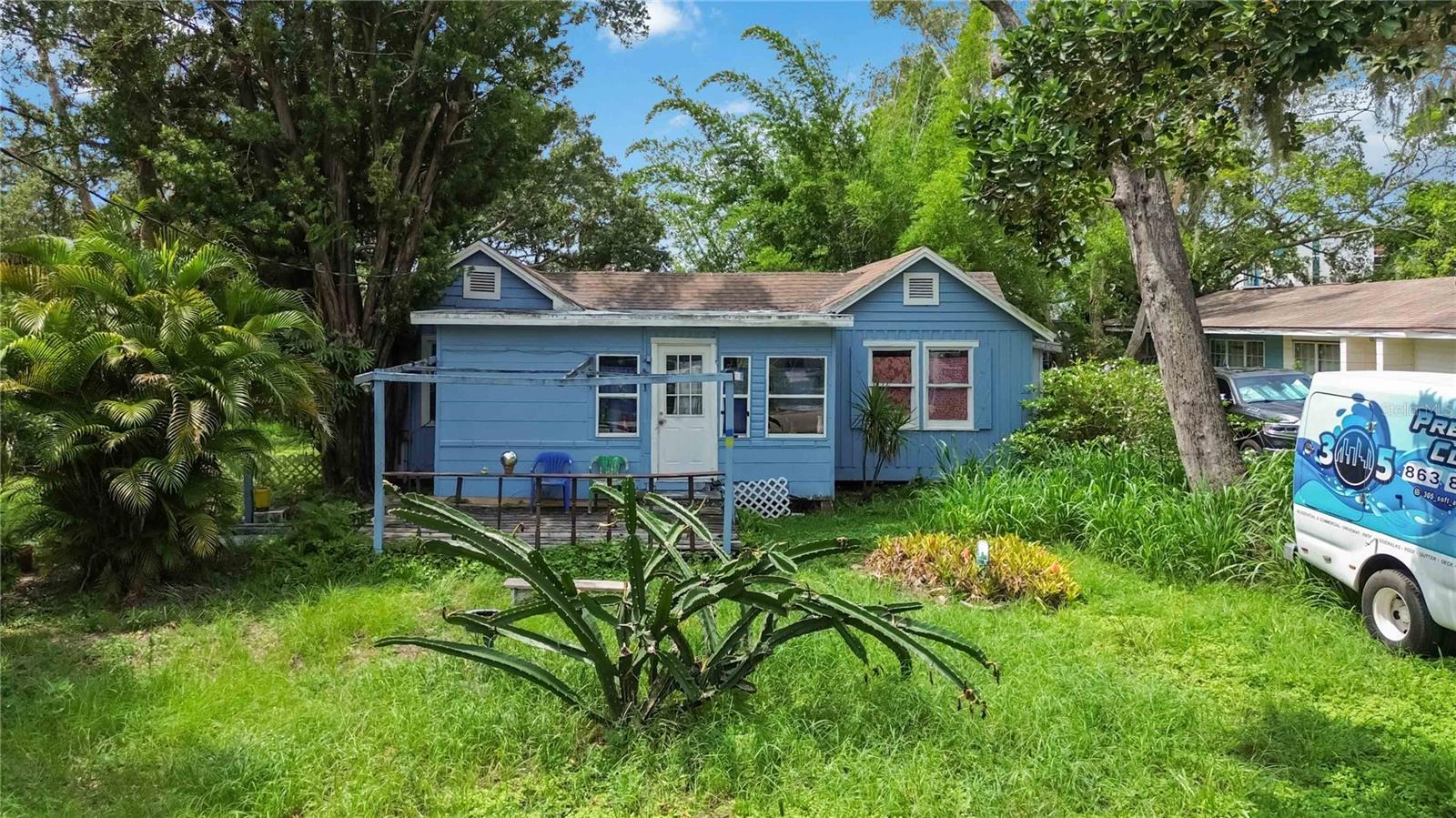 2126 Olentary, Sarasota, FL 34231