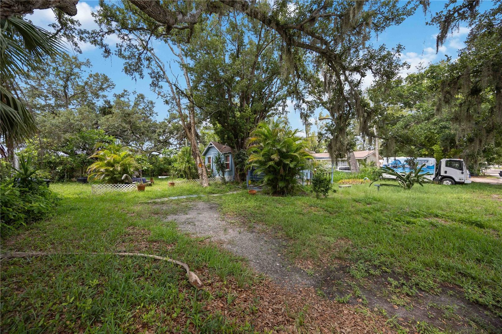 2126 Olentary, Sarasota, FL 34231