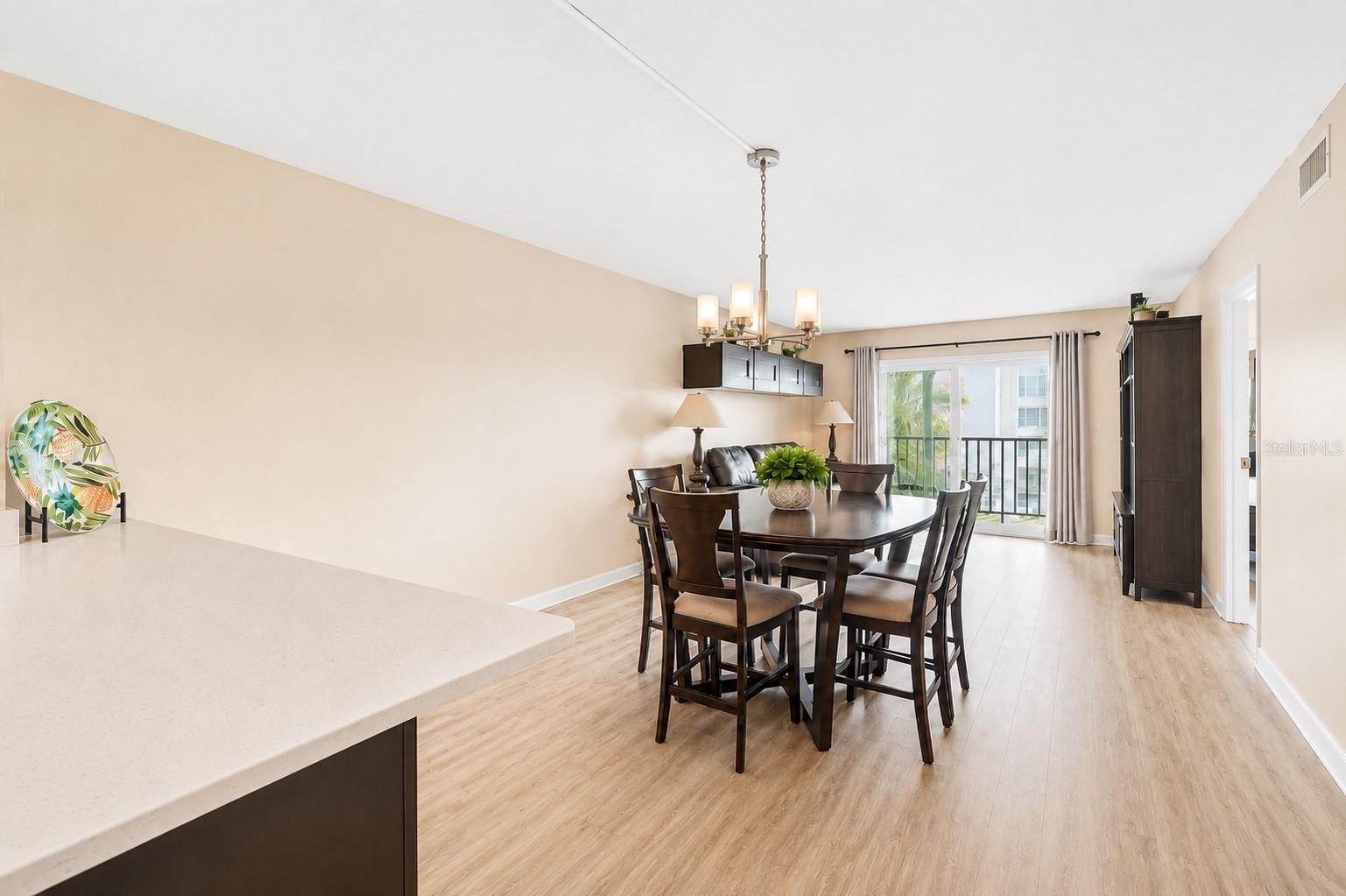 51 Island Way Unit 311, Clearwater Beach, FL 33767