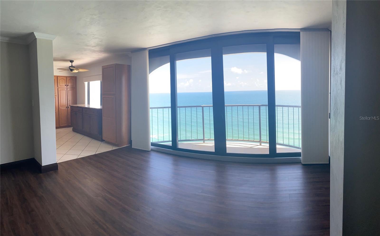 3003 Atlantic Unit 21b4, Daytona Beach Shores, FL 32118