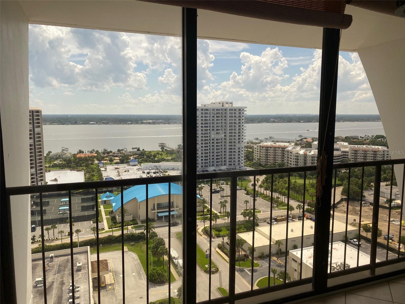 3003 Atlantic Unit 21b4, Daytona Beach Shores, FL 32118