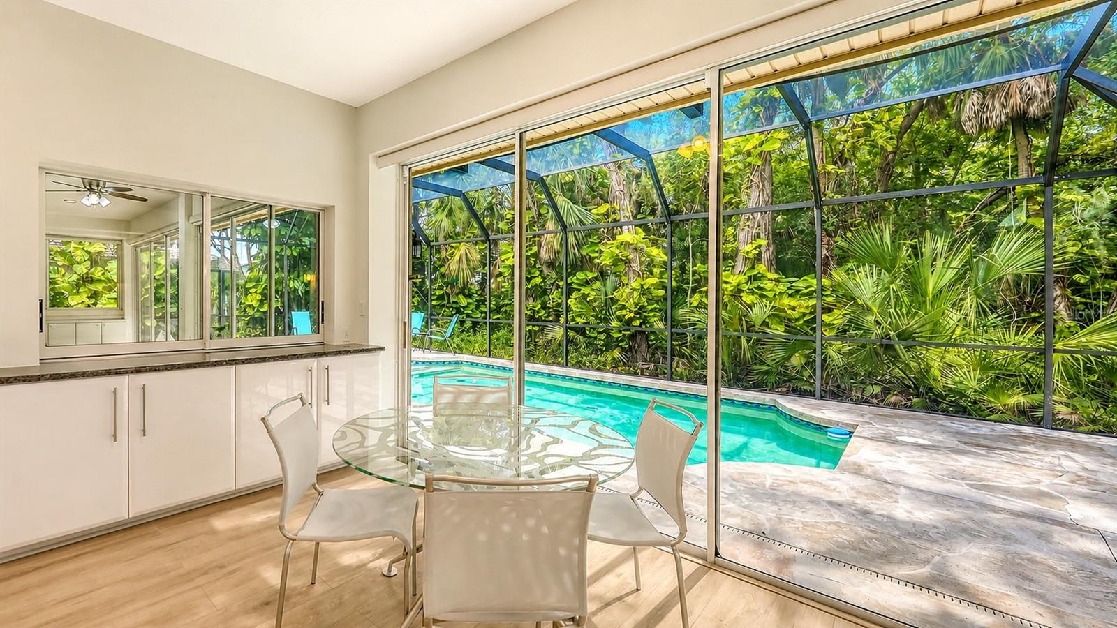 2929 Sandringham, Sarasota, FL 34235