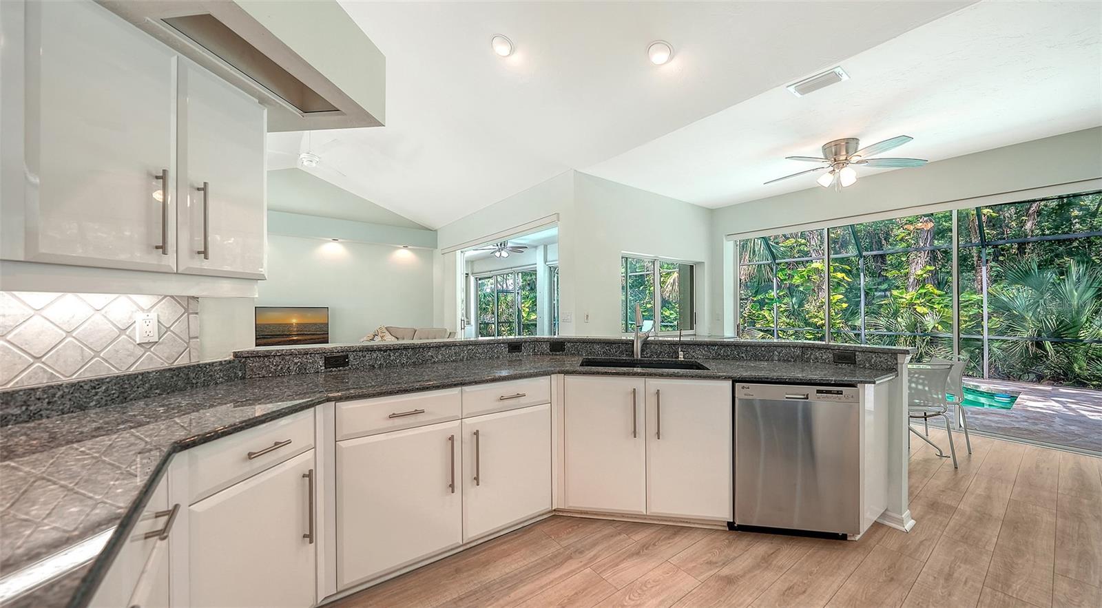 2929 Sandringham, Sarasota, FL 34235