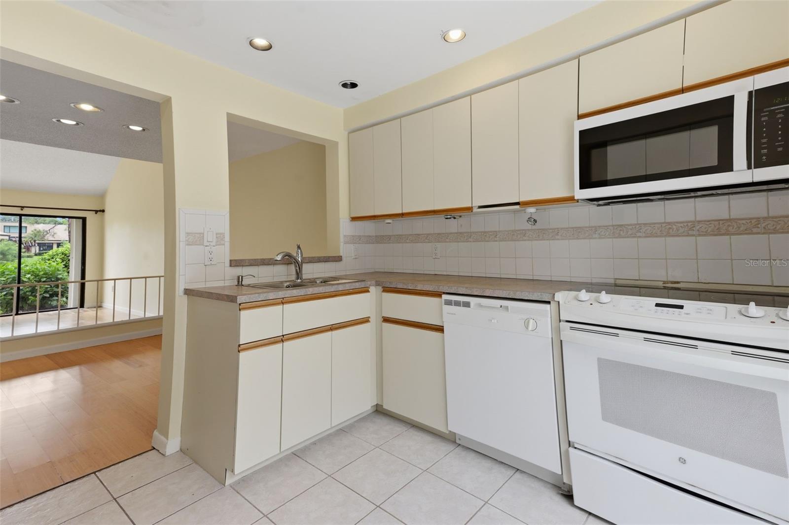 3813 Fishing Unit 62, Sarasota, FL 34235