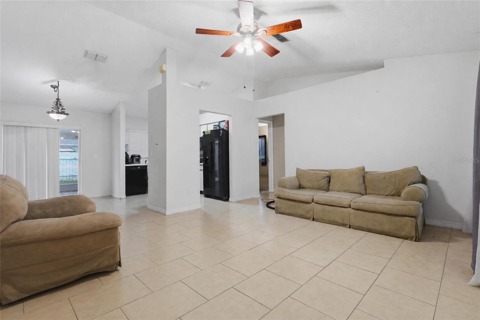1210 Blufield, Brandon, FL 33511