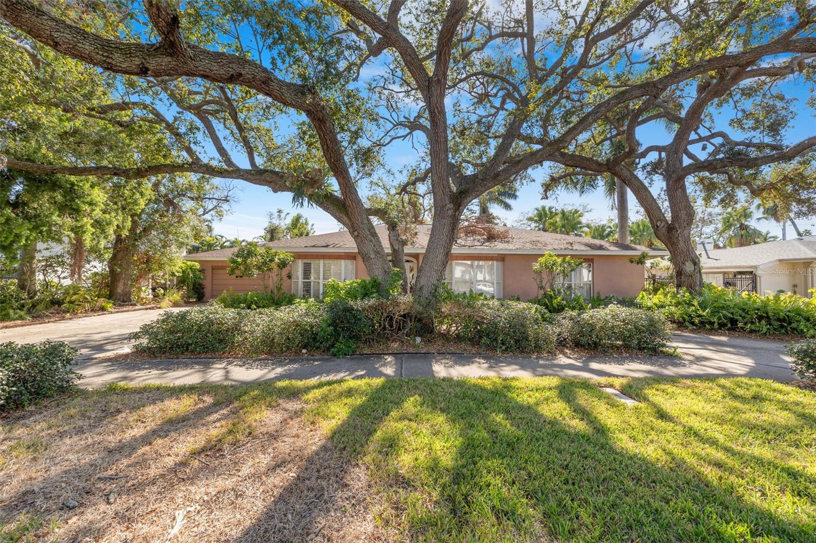 215 Snell Isle, St Petersburg, FL 33704