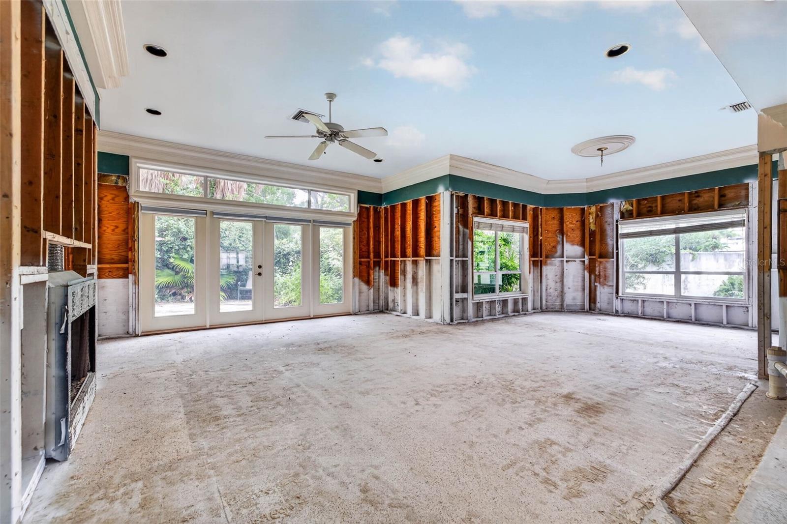 201 Snell Isle, St Petersburg, FL 33704