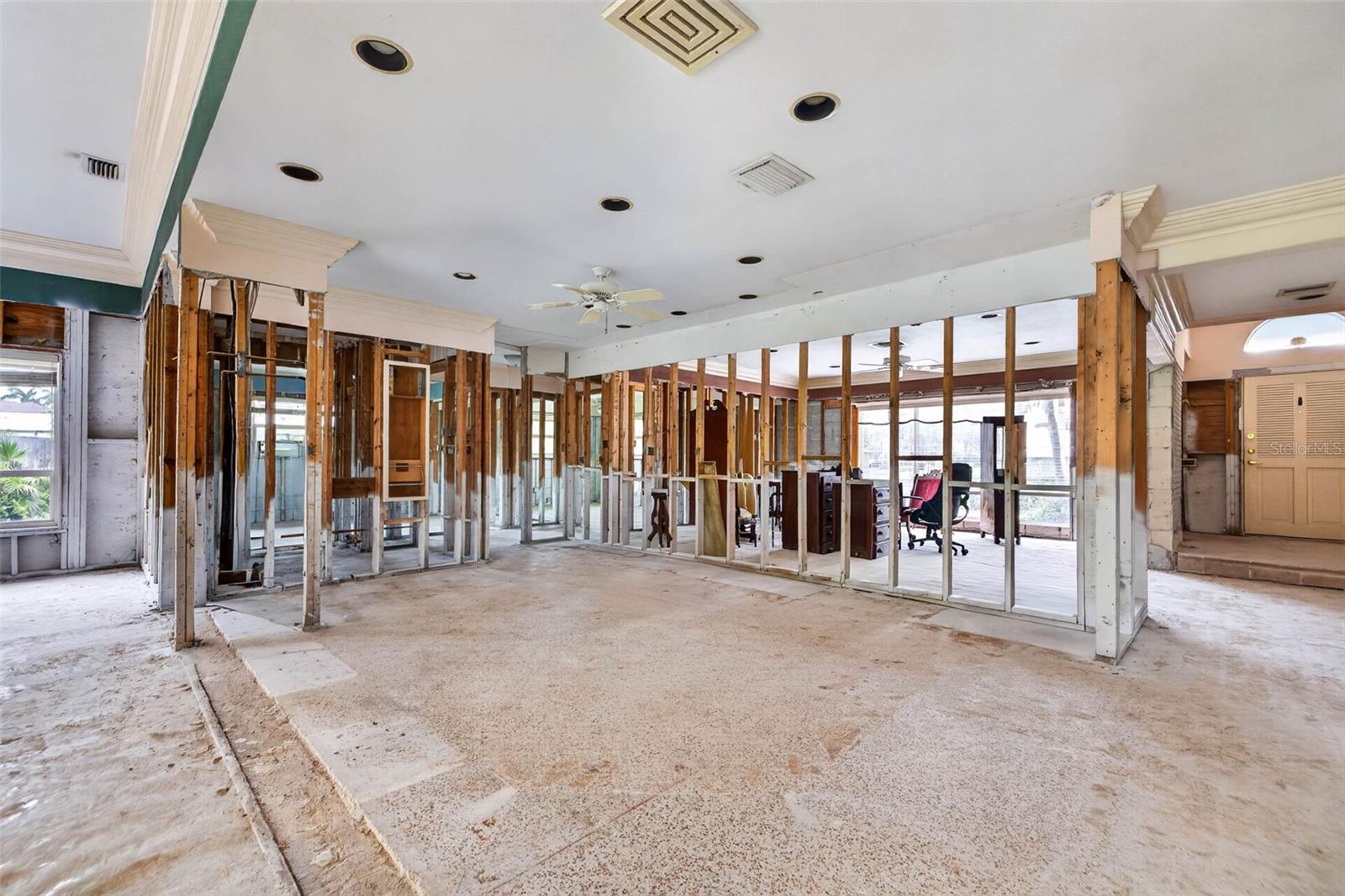 201 Snell Isle, St Petersburg, FL 33704
