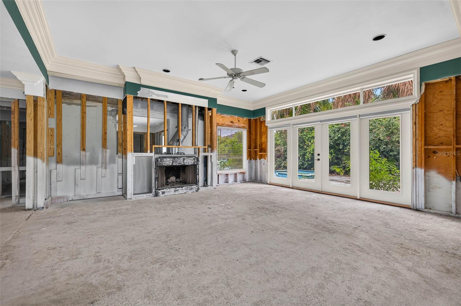 201 Snell Isle, St Petersburg, FL 33704