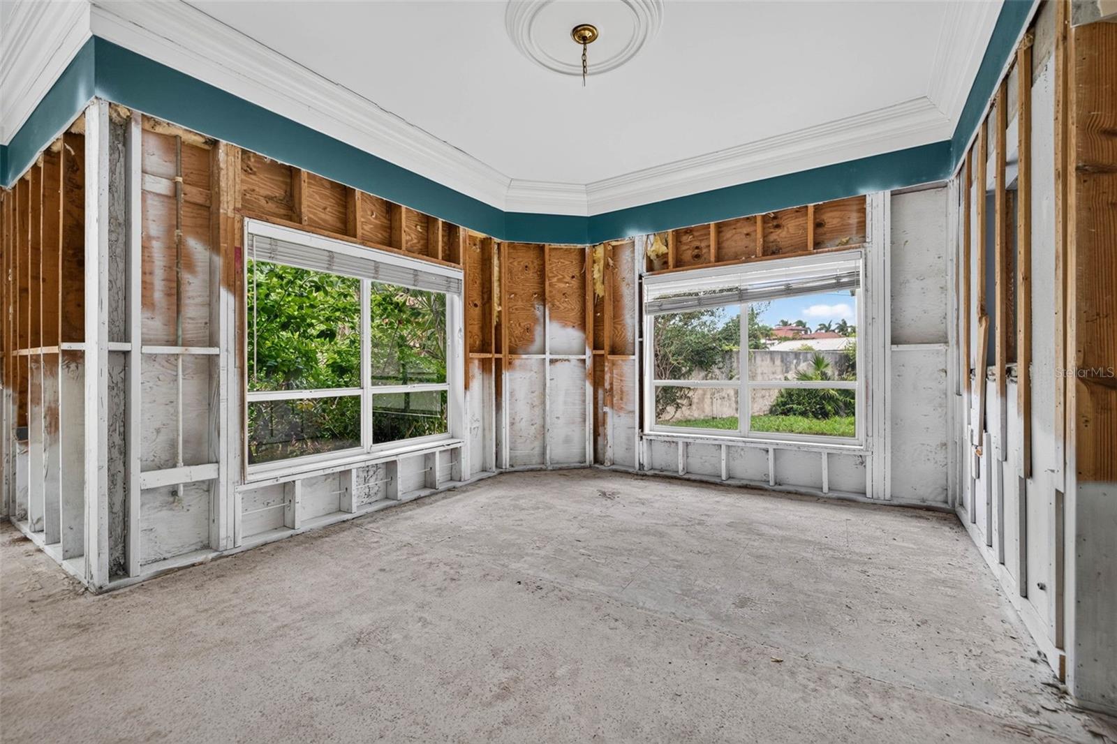 201 Snell Isle, St Petersburg, FL 33704