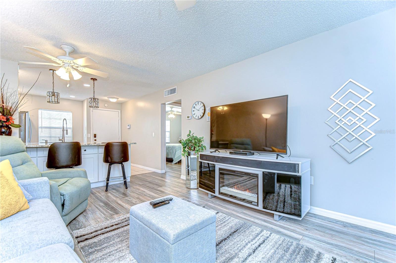 13870 Oakwood Unit 13870, Seminole, FL 33776