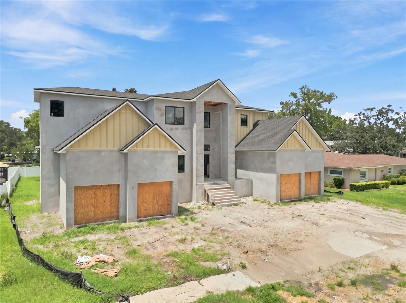 207 Gardenia, Tampa, FL 33609