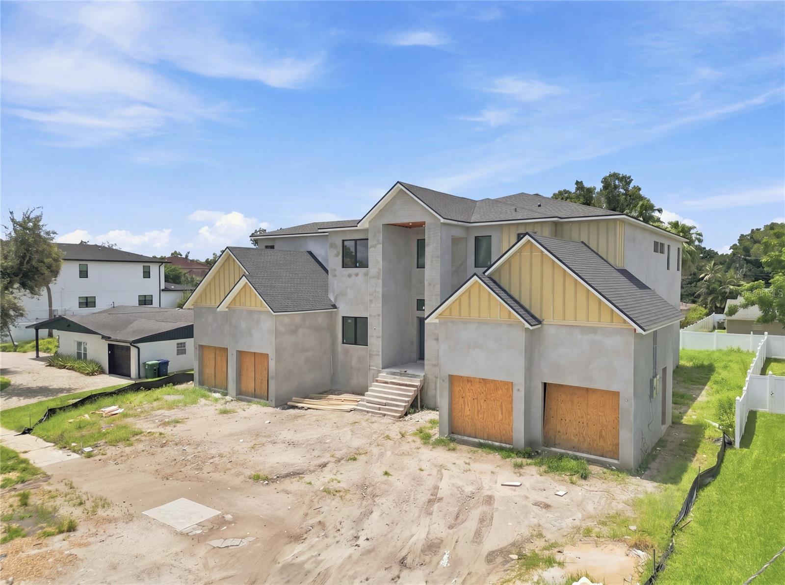 207 Gardenia, Tampa, FL 33609