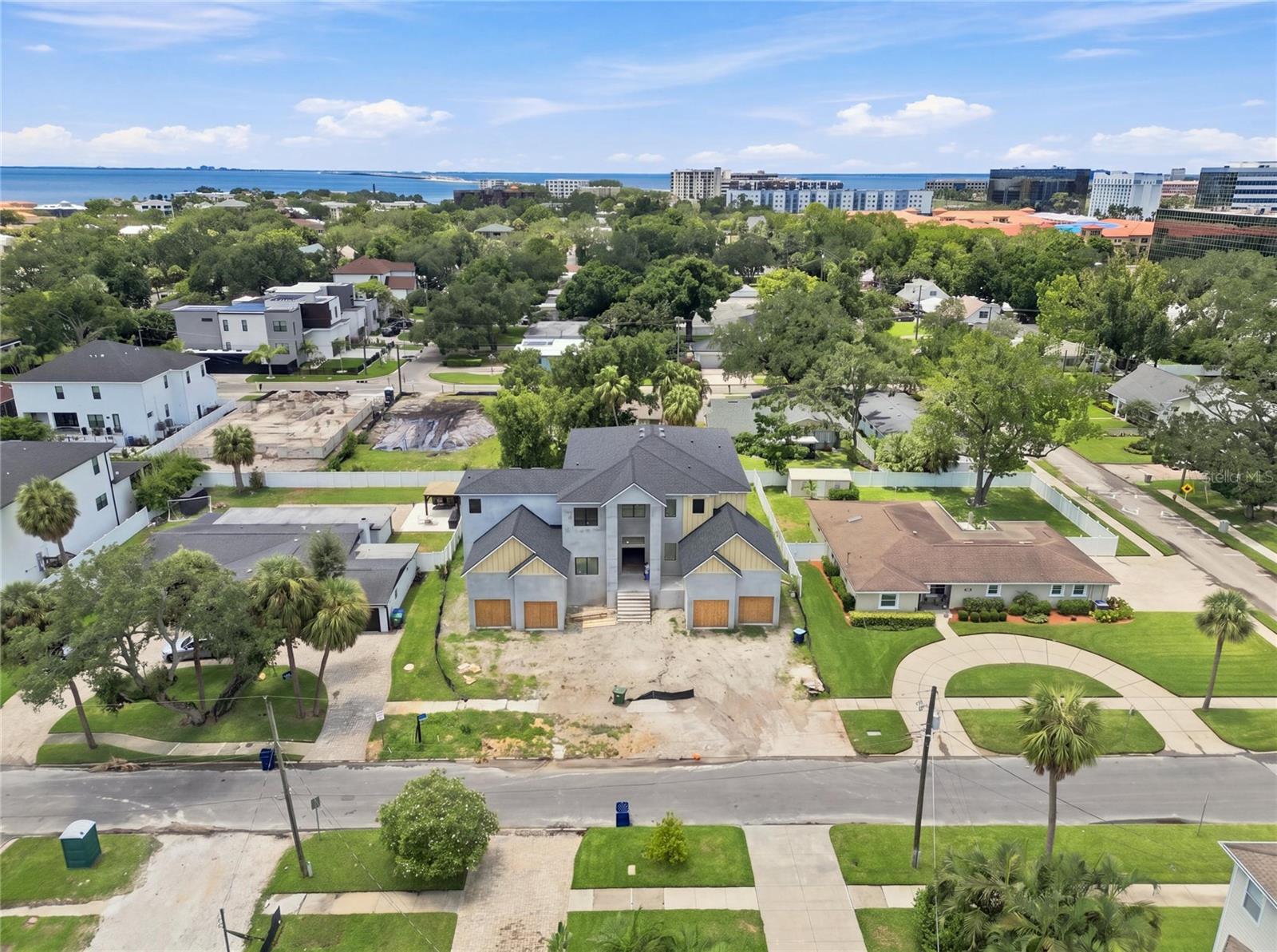 207 Gardenia, Tampa, FL 33609