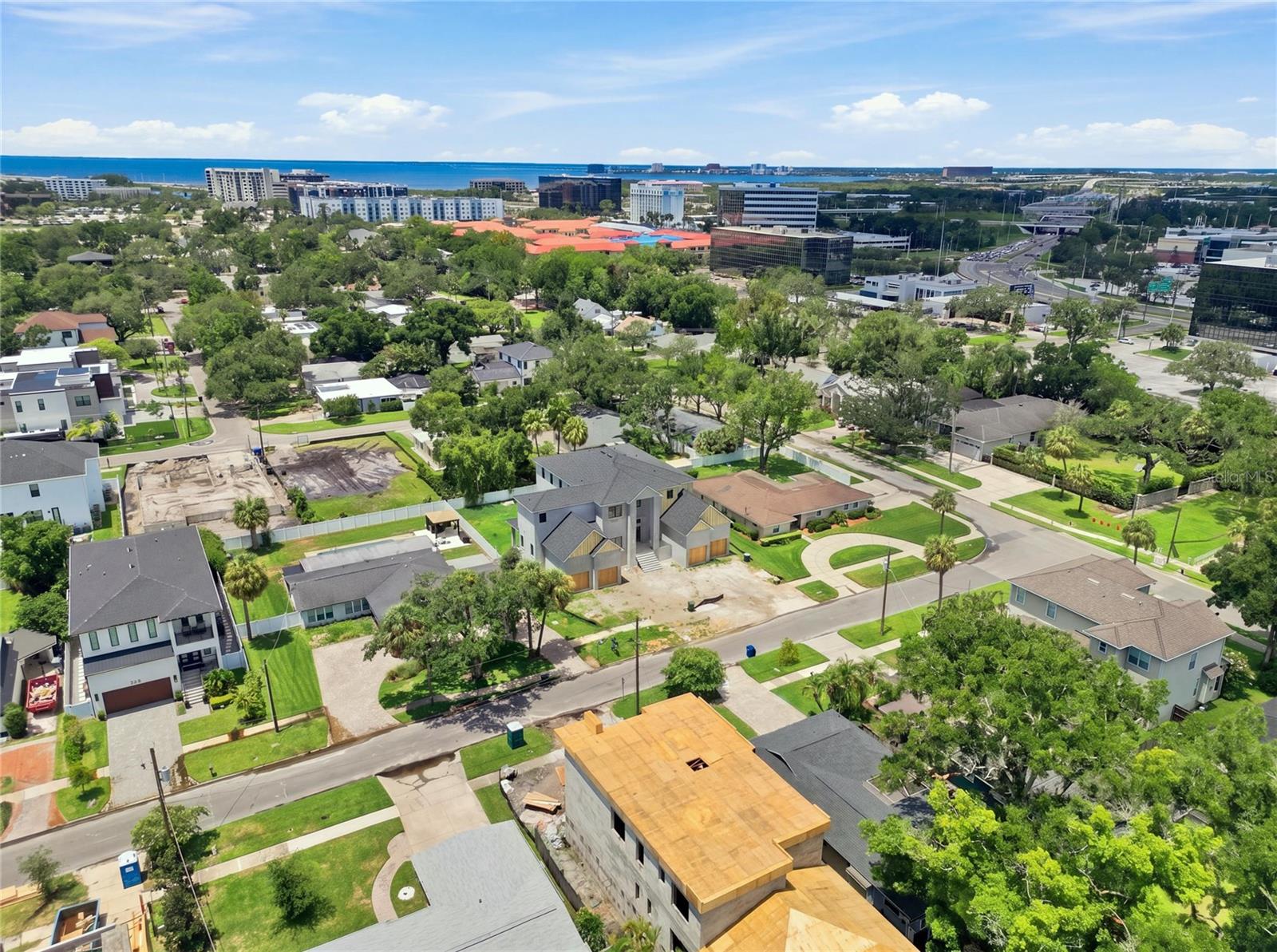 207 Gardenia, Tampa, FL 33609