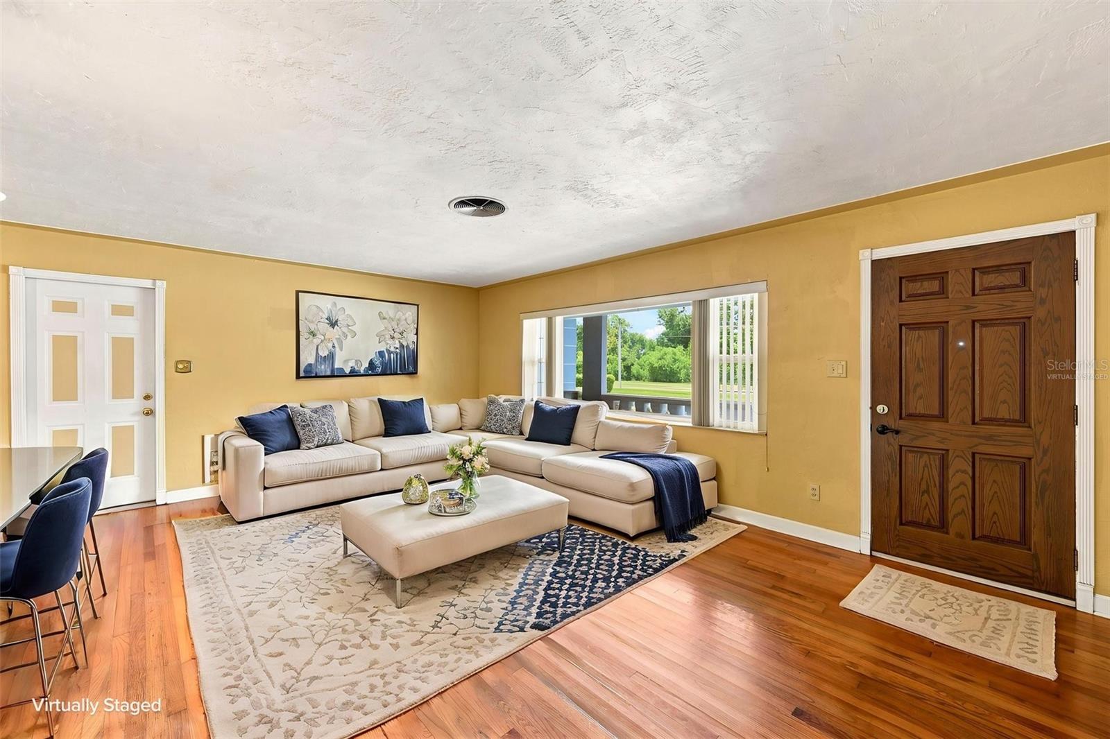 4310 Dr Martin Luther King Jr, St Petersburg, FL 33705