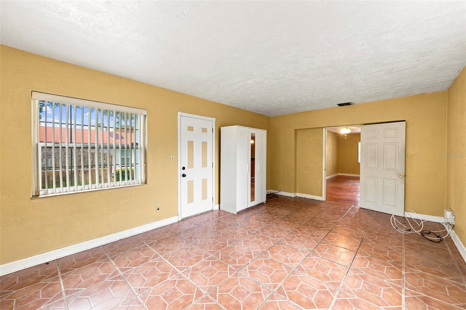4310 Dr Martin Luther King Jr, St Petersburg, FL 33705