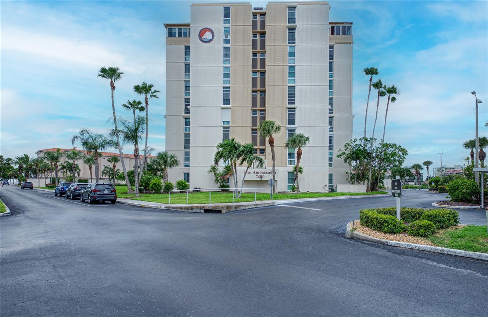 7400 Sun Island Unit 709, South Pasadena, FL 33707