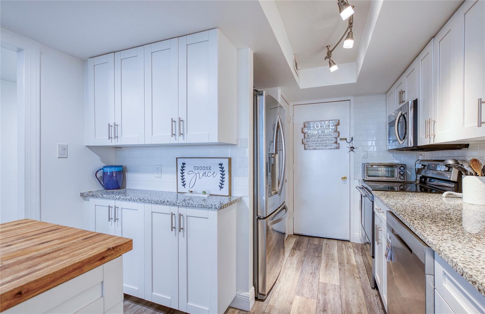 7400 Sun Island Unit 709, South Pasadena, FL 33707